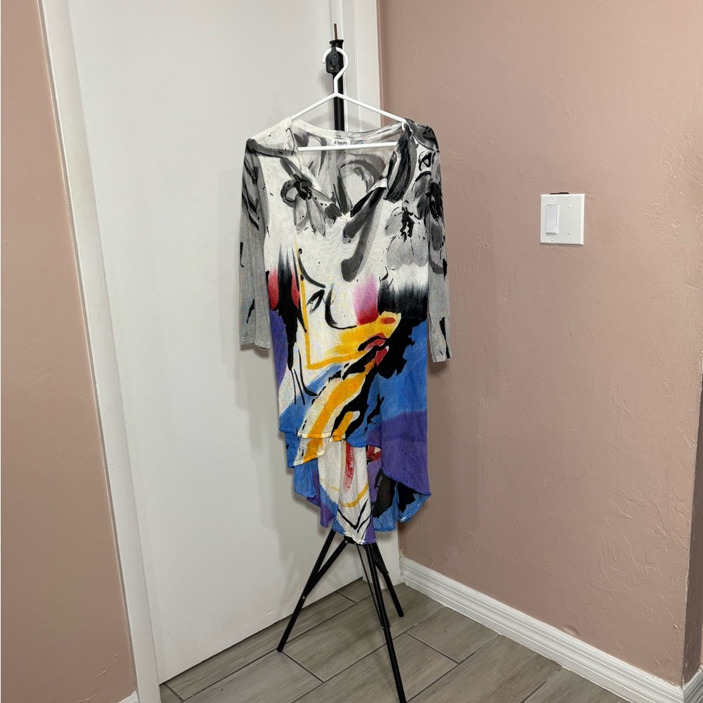 paris hues dress

Size xL 

Nice beautiful colorful piece like new